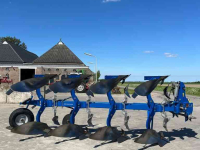 Ploughs Overum CX4100F