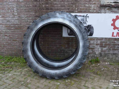 Wheels, Tyres, Rims & Dual spacers Alliance 11.2r38