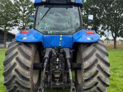 Tractor New Holland TG 255