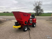 Sawdust spreader for boxes Trixon N4500 | Boxenstrooier