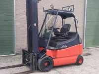 Forklift Linde E30