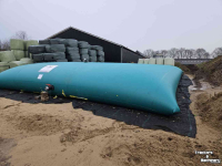 Slurry tank  Labaronne citaf mestzak vloeibare kunstmest zak
