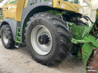 Forage-harvester Krone BigX 580 + EF300 pickup en EC 600-2 8R maisbek