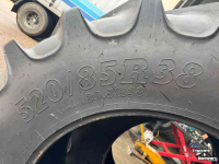 Wheels, Tyres, Rims & Dual spacers BKT 520/85R38 (20.8R38)