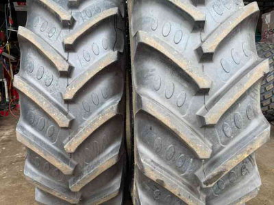 Wheels, Tyres, Rims & Dual spacers BKT 520/85R38 (20.8R38)