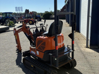 Excavator mobile Hitachi 10U-6