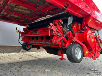 Self-loading wagon Pottinger Jumbo 7210L Combiline. Kortsnijwagen.
