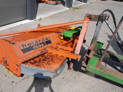Sweepers and vacuum sweepers Holaras Veegmachine