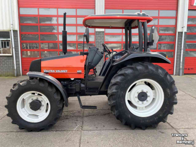 Tractors Valtra Valmet 600