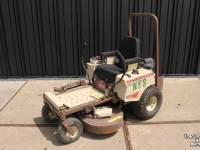 Ride-on mower Grasshopper 124-41 zeroturn zitmaaier zero-turn maaimachine