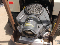 Ride-on mower Grasshopper 124-41 zeroturn zitmaaier zero-turn maaimachine