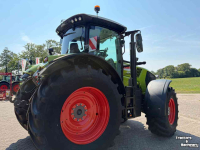 Tractor Claas Axion 830