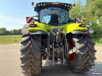 Tractor Claas Axion 830