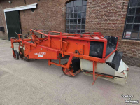 Onion harvester  Amac VRU-150 Uienrooier
