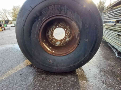 Wheels, Tyres, Rims & Dual spacers  66x44.00R25