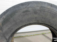 Wheels, Tyres, Rims & Dual spacers Michelin 285/70R19.5 XTA truckband aanhangerband trailerband