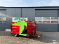 Silage-block distribution wagon Strautmann BVW blokkenwagen