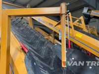 Telescopic storeloader Breston Z15-80XW Hallenvuller