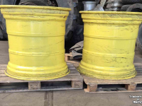 Wheels, Tyres, Rims & Dual spacers Molcon 30 x  32  steek 221-275-8  ET -35