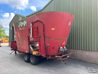 Vertical feed mixer RMH Mixell 26