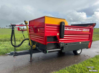 Silage-block distribution wagon Schuitemaker Amigo 30W