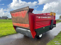 Silage-block distribution wagon Schuitemaker Amigo 30W