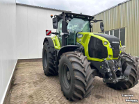 Tractor Claas Axion 830 Night Edition