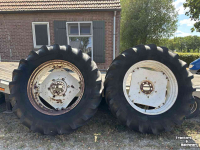 Wheels, Tyres, Rims & Dual spacers Ford 18.4R38