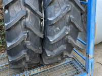 Wheels, Tyres, Rims & Dual spacers Trelleborg 420/85R38 en 340/85R28