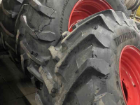 Wheels, Tyres, Rims & Dual spacers Trelleborg TRELLEBORG 710/70R42 met 600/70R30 OP FENDT VELG 90%