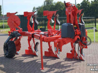 Ploughs Kuhn VARIMASTER L ON LAND
