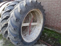 Wheels, Tyres, Rims & Dual spacers  13.6x38 Dubbellucht  T.e.a.b