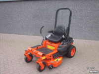 Ride-on mower Kubota KUBOTA Z1-421 | 107 CM MAAIDEK