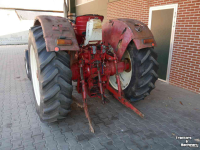 Tractor International 946 2wd 5900uur!