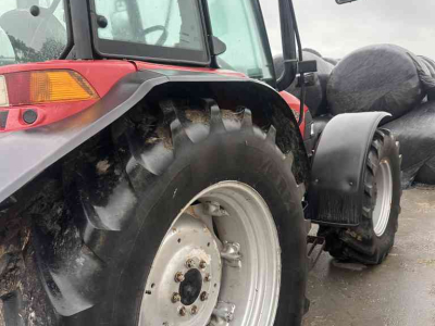 Tractor Case-IH Jx1090u