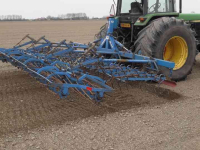 Seedbed combination Lemken korund koralle 4/560