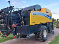 Balers New Holland Bb9060