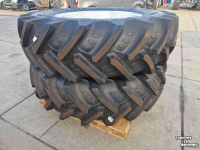 Wheels, Tyres, Rims & Dual spacers BKT 460/85R38 en 380/85R28 BKT Agrimax