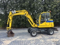 Excavator  Wacker neuson 6502 mobiele kraan