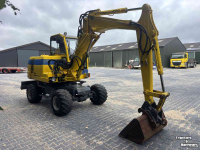 Excavator  Wacker neuson 6502 mobiele kraan