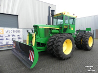 Tractor John Deere 7520