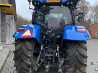 Tractor New Holland T6.145 EC + NH TL 740 voorlader / frontlader