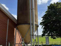 Bulk feed silo  8 ton voersilo - polyester