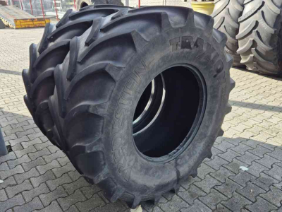 Wheels, Tyres, Rims & Dual spacers Vredestein 600/70R28 Traxion XXL banden 12/23mm