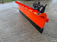 Rubber yard scraper  Modder/sneeuwschuif