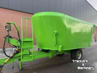 Vertical feed mixer Faresin Voermengwagen