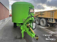 Vertical feed mixer Faresin Voermengwagen