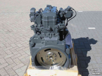 Engine FPT Complete FPT Motor 4cil F4HE0484G Parts no:5802766974