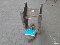 Diverse used spare-parts Massey Ferguson Snelverstel trekhaak / Trekhaakframe