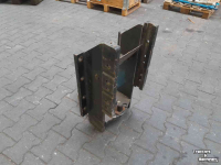 Diverse used spare-parts Massey Ferguson Snelverstel trekhaak / Trekhaakframe